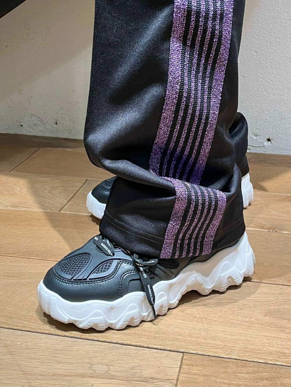 funayamaさんの「upper hights（アッパーハイツ）THE U-HOODIE BZ（upperhights）」を使ったコーディネートの3枚目の写真