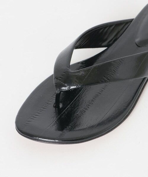 URBAN RESEARCH(アーバンリサーチ)の「LE MONDE BERYL FLAT THONG SANDAL(サンダル・レディース・BLACK・36/37/38/39)」の13枚目の写真