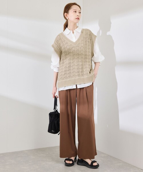 ROPE' PICNIC(ロペピクニック)の「配色ステッチ透かし編みニットベスト(ベスト・レディース・オフホワイト/ベージュ/サックス・38)」の15枚目の写真