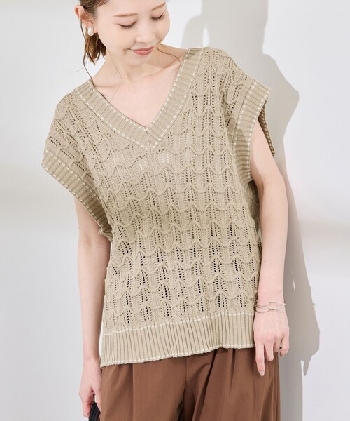 ROPE' PICNIC(ロペピクニック)の「配色ステッチ透かし編みニットベスト(ベスト・レディース・オフホワイト/ベージュ/サックス・38)」の13枚目の写真