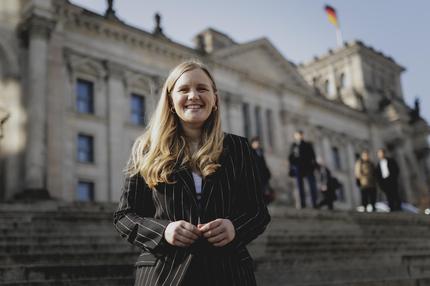 Bundestag: Josephine Ortleb (SPD) wurde am 25.03. zur Vizepräsidentin des 21. Bundestags gewählt. Sie stammt aus dem Saarland. ++++ <br/>Josephine Ortleb, Kandidatin fuer das Amt der Vizepraesidentin des Deutschen Bundestages, aufgenommen vor der Konstituierenden Sitzung des 21. Deutschen Bundestages in Berlin, 25.03.2025.