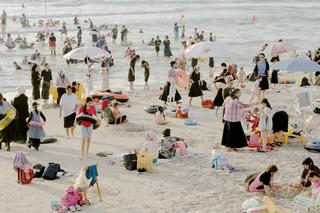 Pessachfest: Am Meer bei Herzlia, in Israel, aus der Serie "Three Times A Week" der Fotografin Ofir Berman