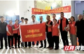 健康服务进小��? 义诊关怀暖人��?