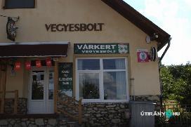 Várkert vegyesbolt borítóképe