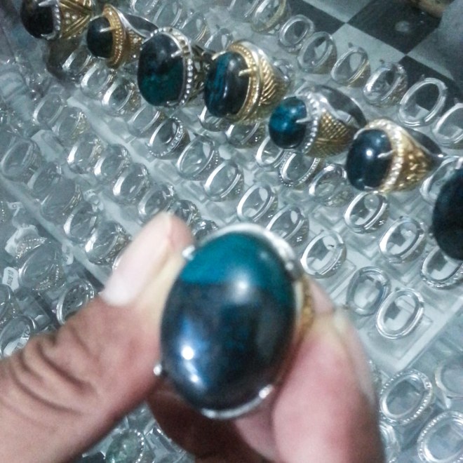 Batu bacan palamea