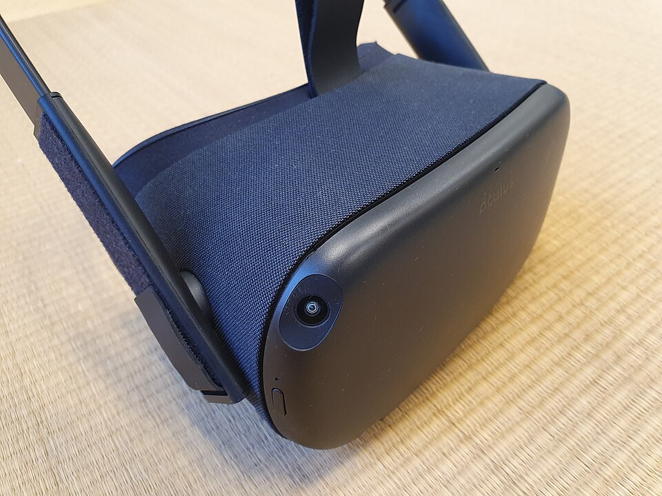 Oculus_Quest.jpeg