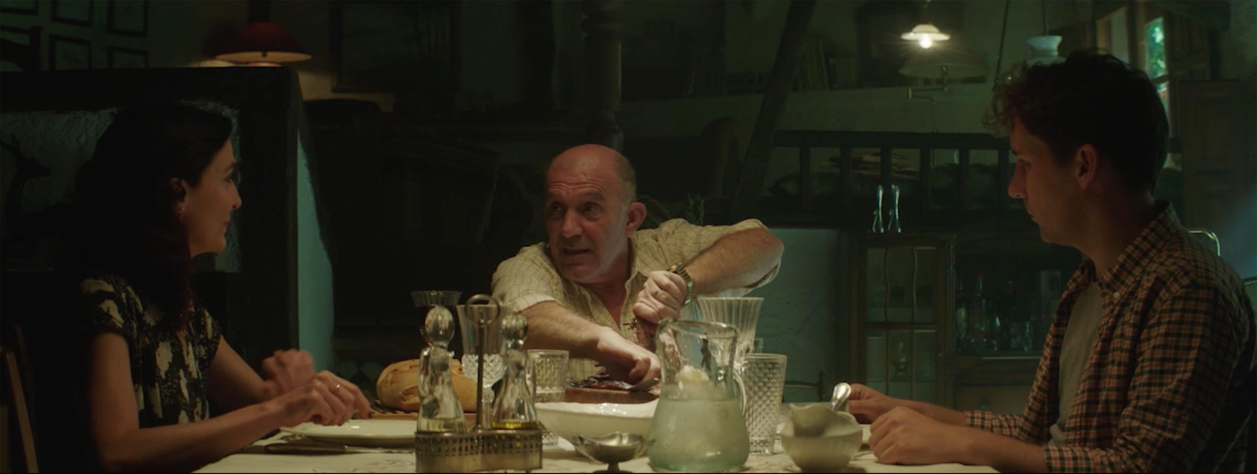 Felipe García Vélez, Candela Fernandez, and Javier Godino in Duelo (2017)