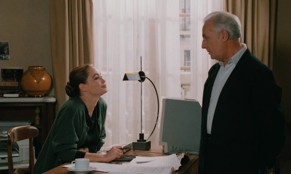 Emmanuelle Béart and Michel Serrault in Nelly et Mr. Arnaud (1995)