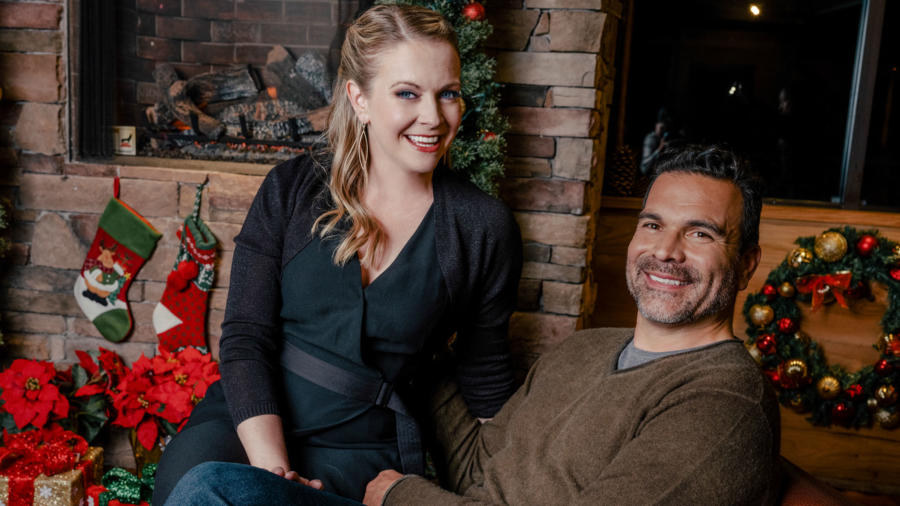 Melissa Joan Hart and Ricardo Chavira in Christmas Reservations (2019)