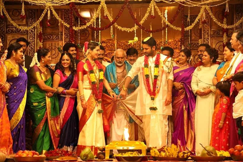 Aamani, Giri Babu, V.K. Naresh, Prakash Raj, Rajendra Prasad, Rajitha, Sithara, Prabhu, Deekshith Master, Nithiin, Vidyullekha Raman, Nandita Shwetha, Raashi Khanna, Mamilla Shailaja Priya, and Gemini Suresh in Srinivasa Kalyanam (2018)