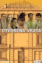 Bogdan Diklic, Nikola Djuricko, Milan 'Lane' Gutovic, Sofija Jovic, Bojana Maljevic, and Vesna Trivalic in Otvorena vrata (1994)