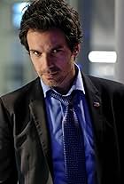 Santiago Cabrera