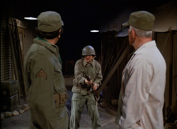 Hamilton Camp, Jamie Farr, and Harry Morgan in M*A*S*H (1972)