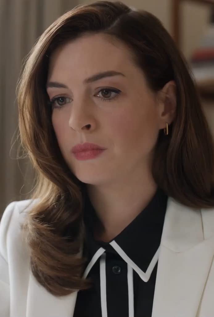 Anne Hathaway in Locked Down (2021)