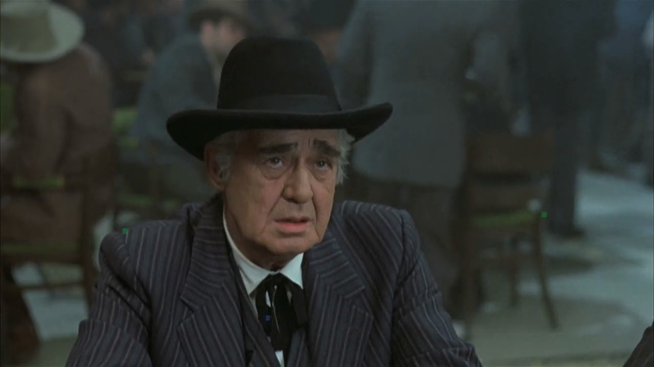 James Nolan in Il pistolero (1976)