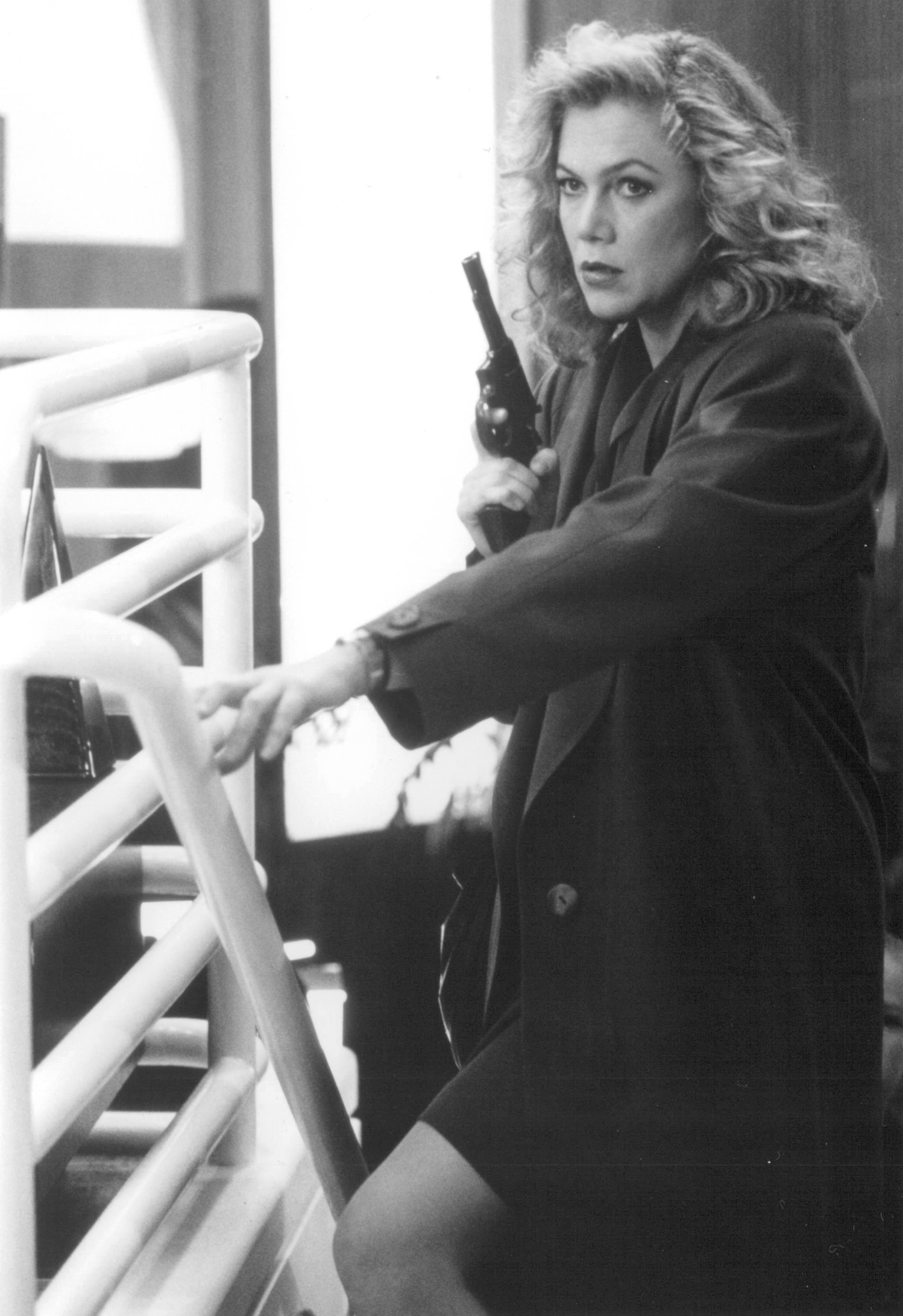 Kathleen Turner in Detective coi tacchi a spillo (1991)