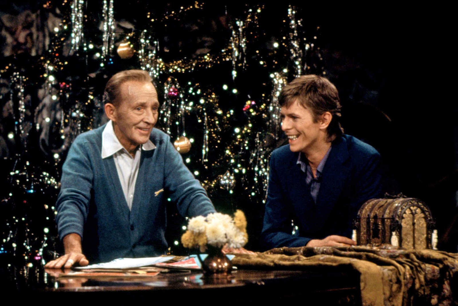 David Bowie and Bing Crosby in Il Caro Vecchio Bing (1977)