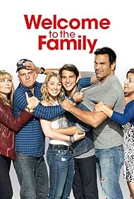 Mary McCormack, Mike O'Malley, Ricardo Chavira, Justina Machado, Ella Rae Peck, and Joseph Haro in Welcome to the Family (2013)