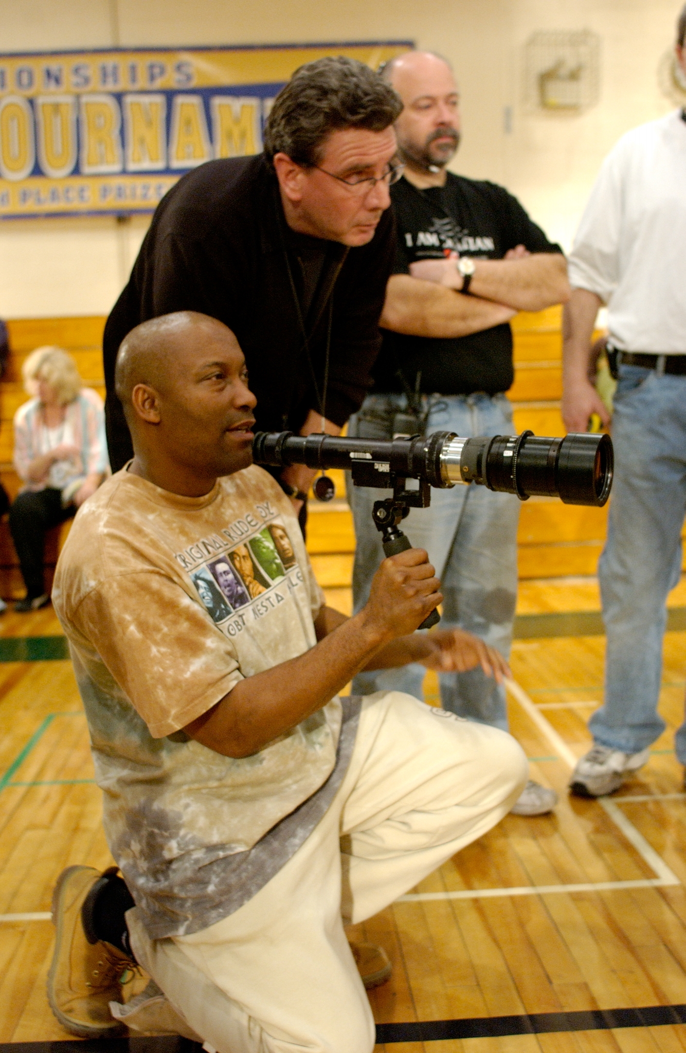 John Singleton and Peter Menzies Jr. in Four Brothers (2005)