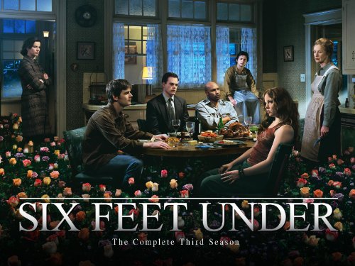 Lauren Ambrose, Freddy Rodríguez, Frances Conroy, Rachel Griffiths, Michael C. Hall, Peter Krause, and Mathew St. Patrick in Six Feet Under - Gestorben wird immer (2001)