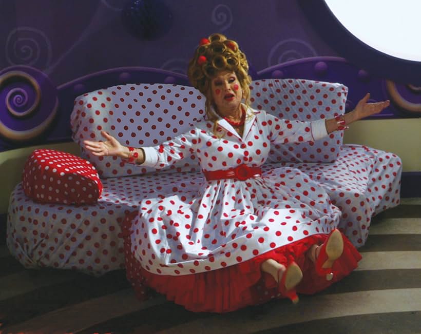 Cloris Leachman in The Oogieloves in the Big Balloon Adventure (2012)