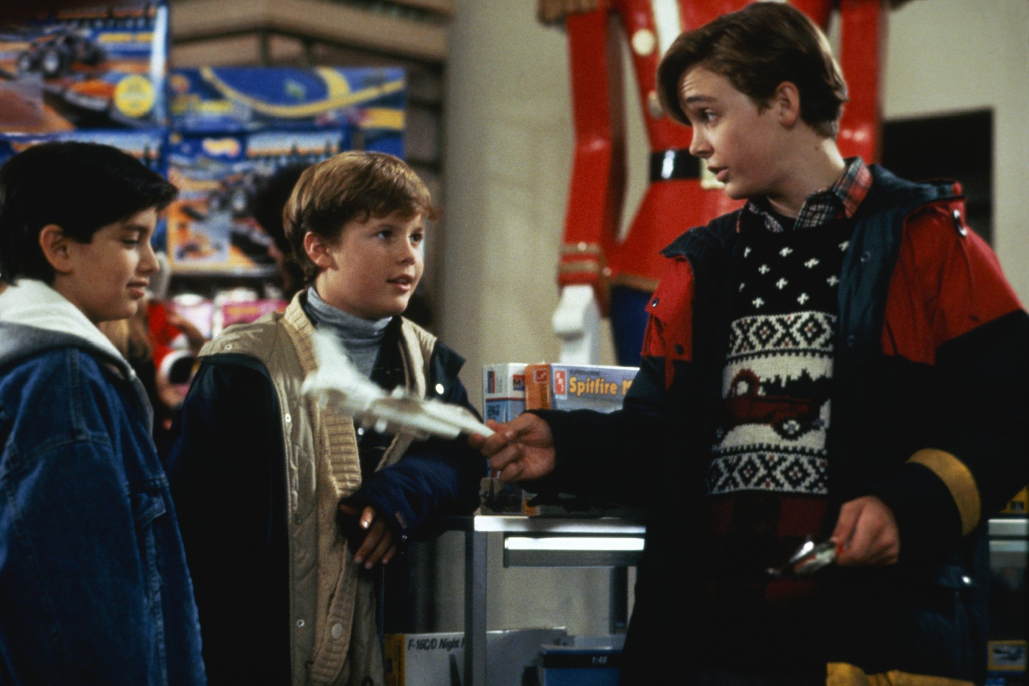 Ethan Embry, Patrick LaBrecque, and Devin Oatway in All I Want for Christmas (1991)