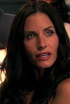 Courteney Cox in Dirt (2007)