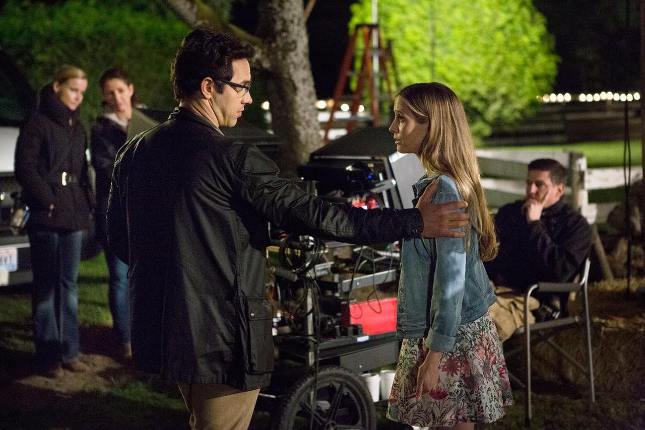 Still of Lindsay Musil and Michael Rady in UnREAL