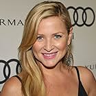 Jessica Capshaw