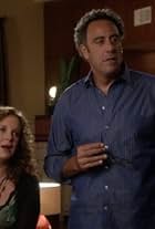 Elizabeth Perkins and Brad Garrett in How to Live with Your Parents (for the Rest of Your Life) (2013)