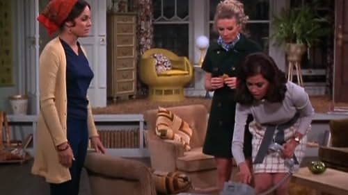 Valerie Harper, Cloris Leachman, and Mary Tyler Moore in The Mary Tyler Moore Show (1970)