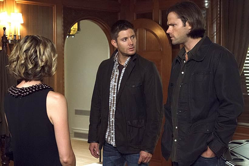 Jensen Ackles, Jared Padalecki, and Gillian Vigman in Supernatural (2005)