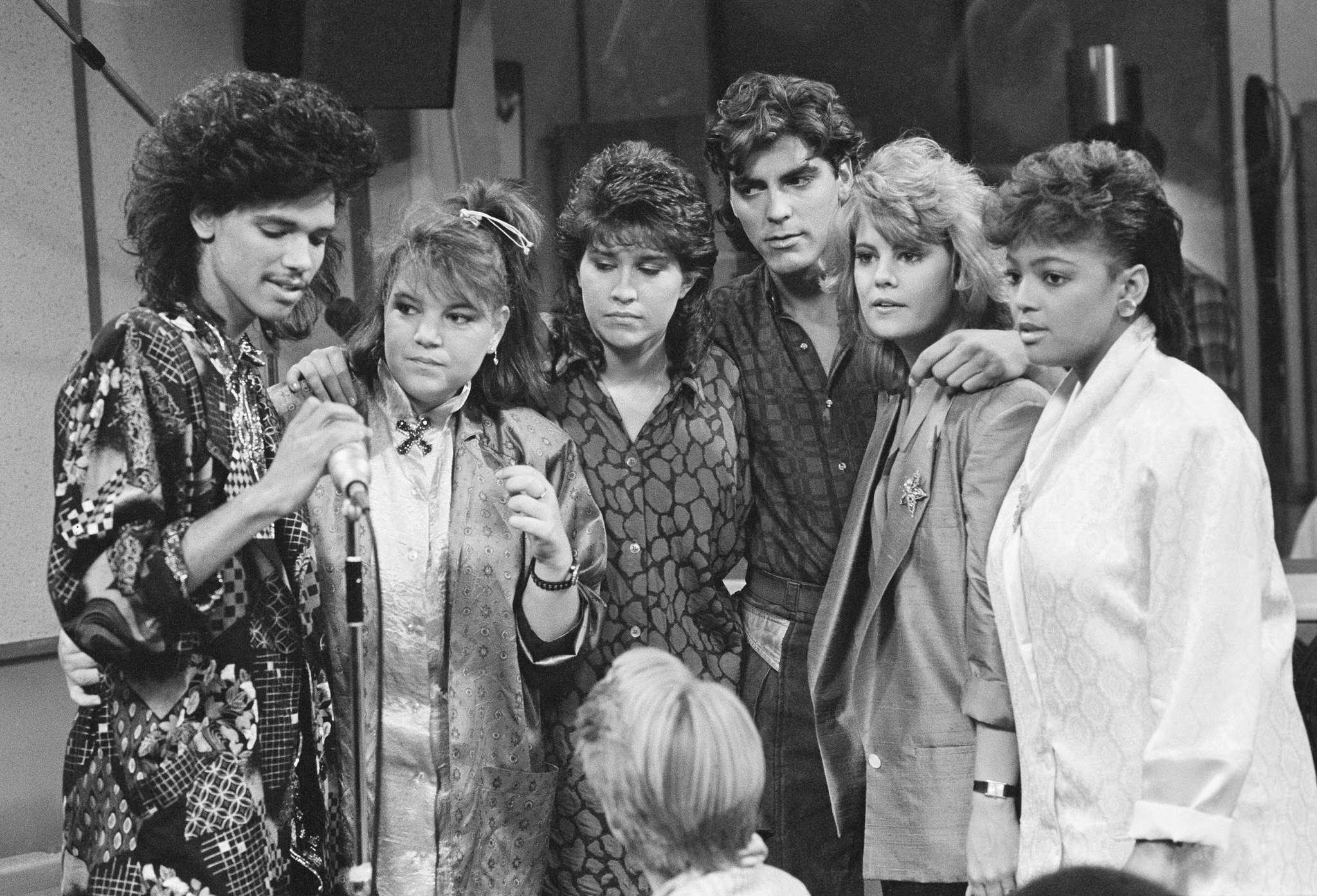 George Clooney, Nancy McKeon, Kim Fields, Mindy Cohn, Lisa Whelchel, and El DeBarge in The Facts of Life (1979)