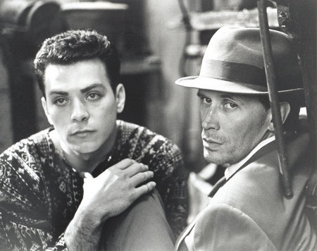 Joseph Scorsiani¹ as Kiki and Peter Weller as Bill Lee in Naked Lunch(1991)   