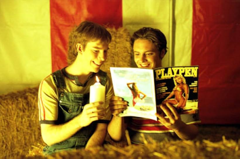 Will Friedle and Chris Owen in Gold Diggers (2003)