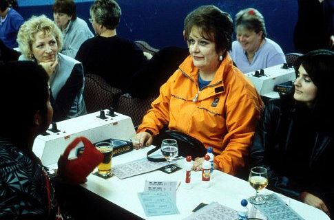 Kathy Burke and Shirley Henderson in Once Upon a Time in the Midlands (2002)