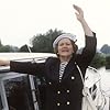 Patricia Routledge in Keeping Up Appearances (1990)