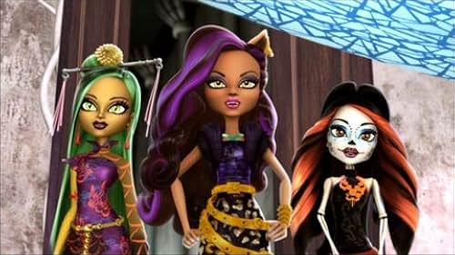 Trailer for Monster High: Scaris City Of Frights