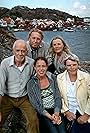 Anki Larsson, Per Myrberg, Ulla Skoog, Tomas von Brömssen, and Hanna Bogren in Saltön (2005)