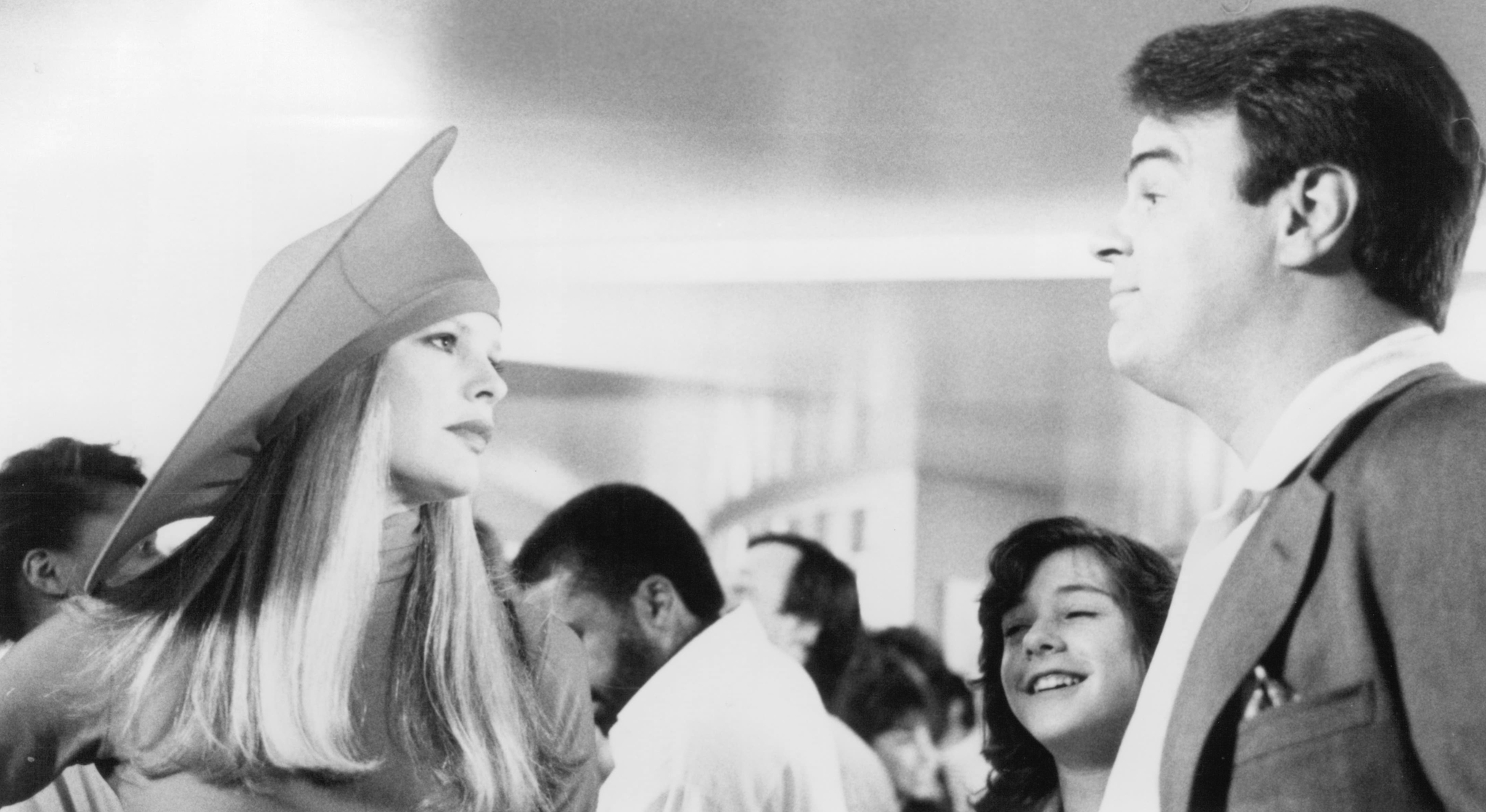 Dan Aykroyd, Kim Basinger, and Alyson Hannigan in My Stepmother Is an Alien (1988)