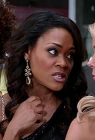 Robin Givens, Cheryl Hines, and Sundra Oakley in Suburgatory (2011)