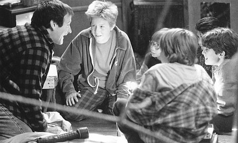 Robin Williams, Todd Bosley, Jer Adrianne Lelliott, Seth Smith, and Adam Zolotin in Jack (1996)