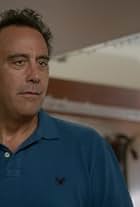 Brad Garrett in How to Live with Your Parents (for the Rest of Your Life) (2013)