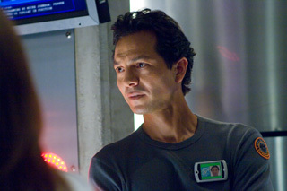 Benjamin Bratt in O Enigma de Andrômeda (2008)