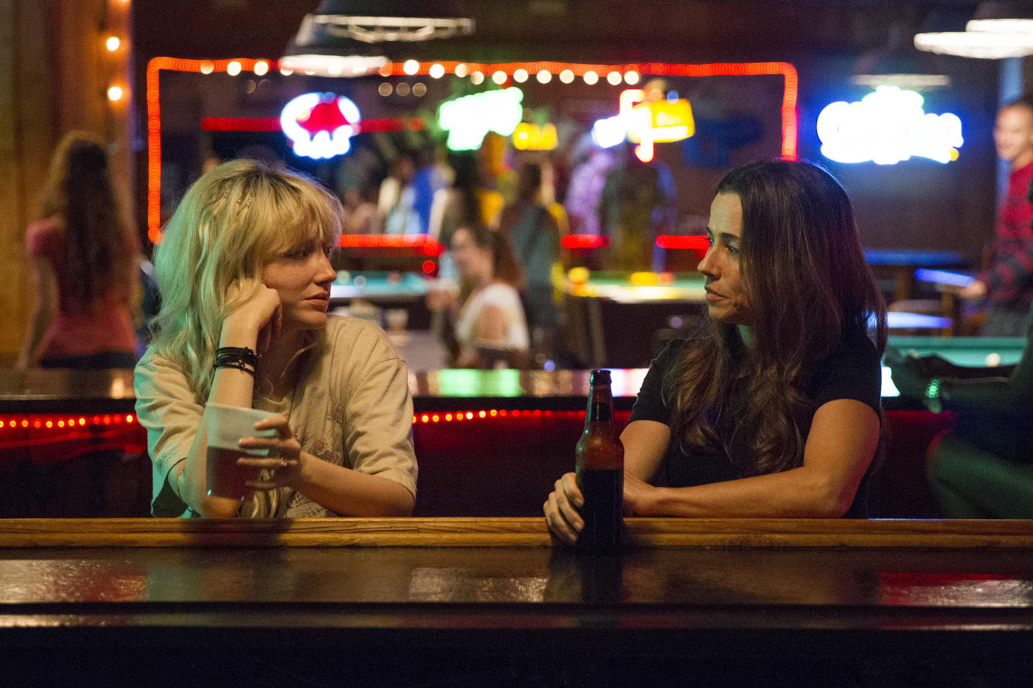 Linda Cardellini and Andrea Riseborough in Bloodline (2015)