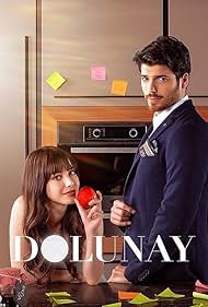 Özge Gürel and Can Yaman in Dolunay: Luna llena (2017)