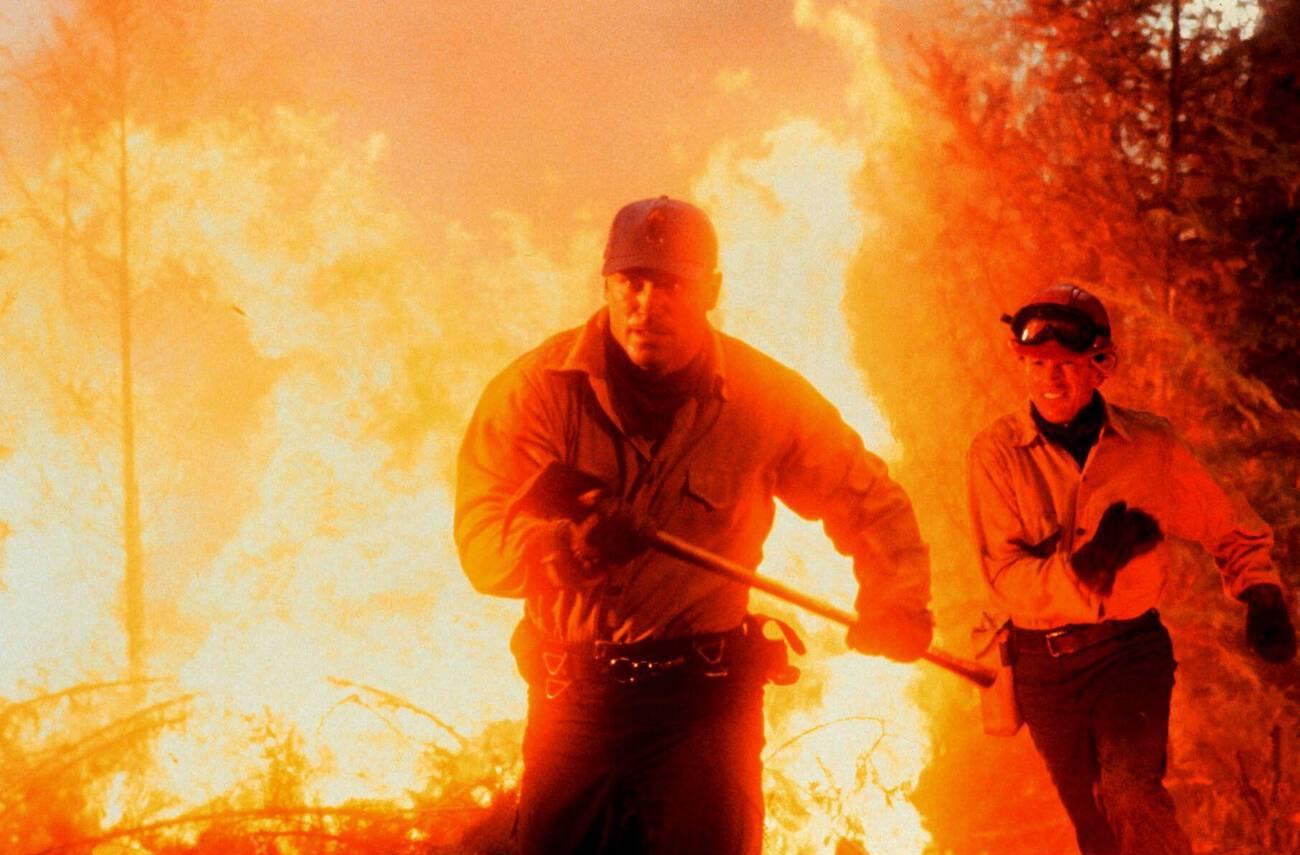 Tormenta de fuego (1998)