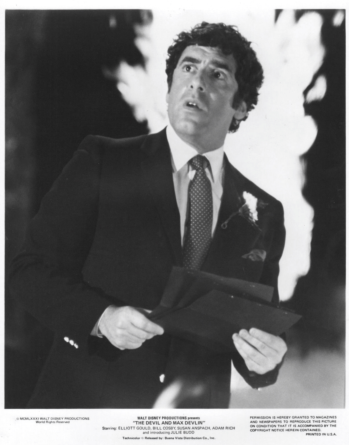 Elliott Gould in The Devil and Max Devlin (1981)