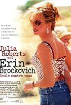 Julia Roberts, Emily Marks, and Julie Marks in Erin Brockovich, seule contre tous (2000)