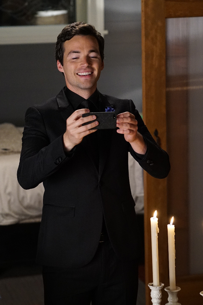 Ian Harding in Pretty Little Liars (2010)